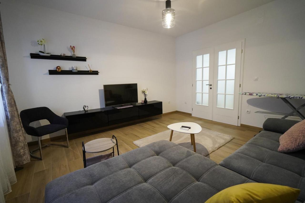 Apartment Ana Split Buitenkant foto