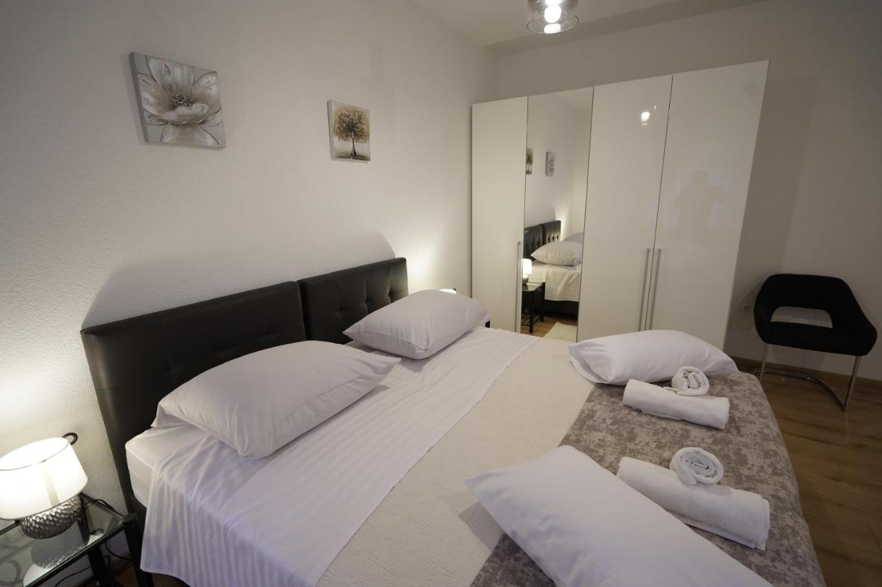 Apartment Ana Split Buitenkant foto