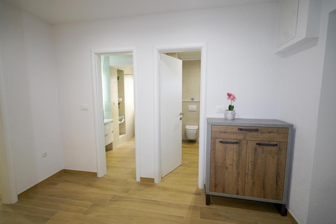 Apartment Ana Split Buitenkant foto